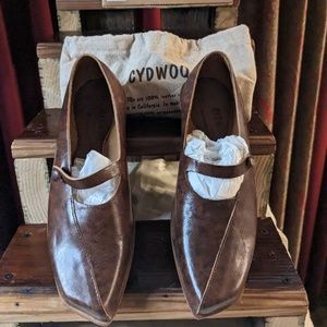 Cydwoq “Vintage” line, Next style , Brown, Size 37, low-heeled Mary-Jane